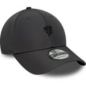 gorra-curva-gris-oscuro-ajustable-con-logo-negro-9forty-metal-de-manchester-united-football-club-premier-league-de-new-era
