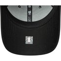 gorra-curva-negra-ajustable-con-logo-violeta-9forty-outline-de-los-angeles-lakers-nba-de-new-era