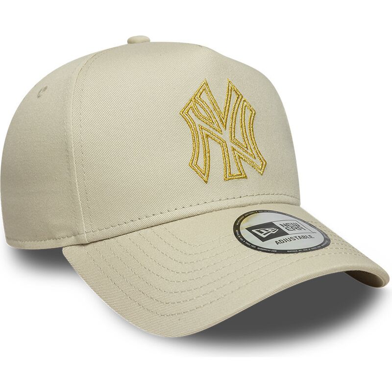 gorra-curva-beige-snapback-con-logo-dorado-e-frame-metallic-outline-de-new-york-yankees-mlb-de-new-era gorra-curva-beige-snapback-con-logo-dorado-e-frame-metallic-outline-de-new-york-yankees-mlb-de-new-era