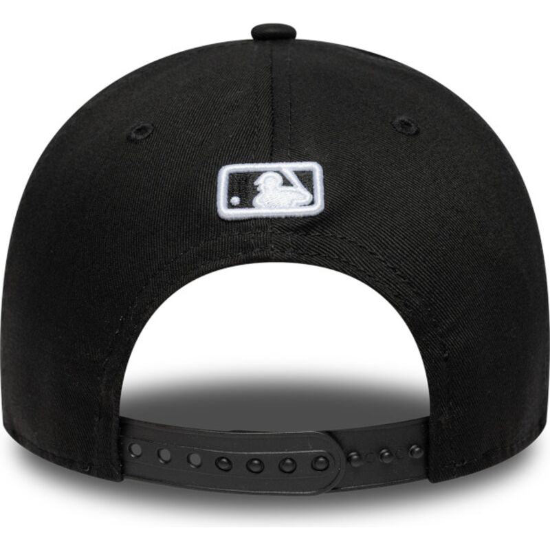 gorra-curva-negra-snapback-9forty-m-crown-de-new-york-yankees-mlb-de-new-era
