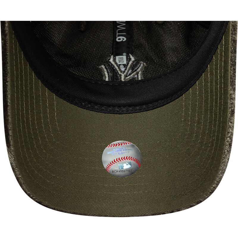 gorra-curva-verde-ajustable-para-mujer-con-logo-verde-9twenty-velour-de-new-york-yankees-mlb-de-new-era gorra-curva-verde-ajustable-para-mujer-con-logo-verde-9twenty-velour-de-new-york-yankees-mlb-de-new-era