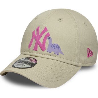 Gorra curva beige ajustable para niño con logo rosa 9FORTY Dino Icon de New York Yankees MLB de New Era