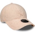 gorra-curva-rosa-snapback-para-nino-con-logo-rosa-9forty-m-crown-winter-borg-de-new-york-yankees-mlb-de-new-era