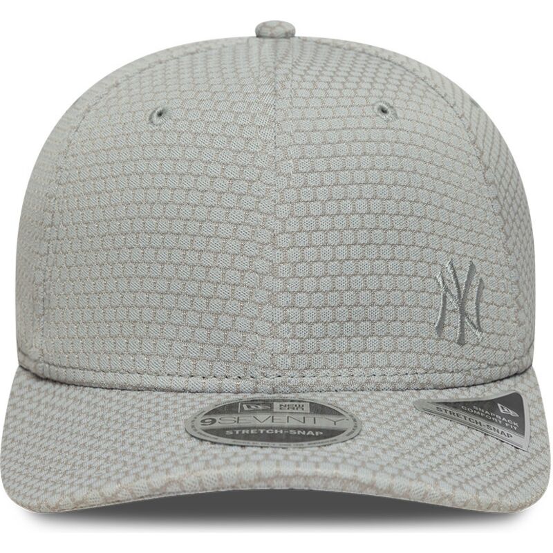 gorra-curva-gris-snapback-con-logo-gris-9seventy-stretch-snap-mesh-flawless-de-new-york-yankees-mlb-de-new-era