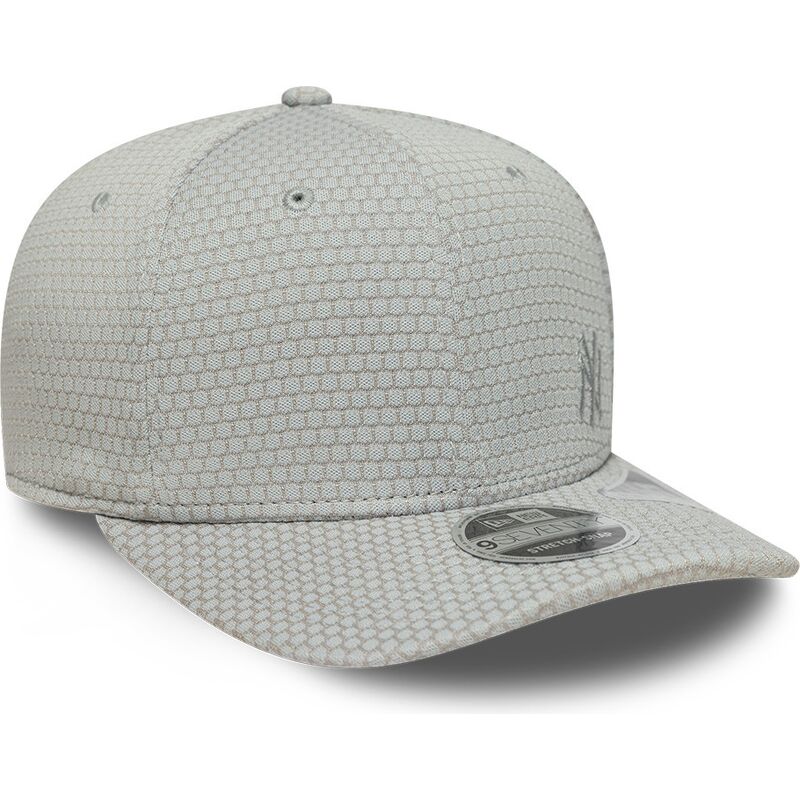 gorra-curva-gris-snapback-con-logo-gris-9seventy-stretch-snap-mesh-flawless-de-new-york-yankees-mlb-de-new-era