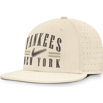Gorra plana beige ajustada Dri-Fit True Structured Aero...