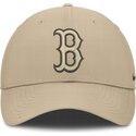 gorra-curva-beige-ajustable-con-logo-beige-club-structured-uv-poly-ripstop-de-boston-red-sox-mlb-de-nike
