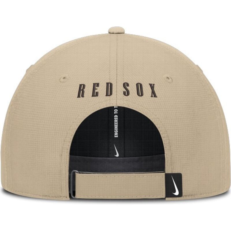 gorra-curva-beige-ajustable-con-logo-beige-club-structured-uv-poly-ripstop-de-boston-red-sox-mlb-de-nike