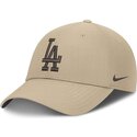 gorra-curva-beige-ajustable-con-logo-marron-club-structured-uv-poly-ripstop-de-los-angeles-dodgers-mlb-de-nike