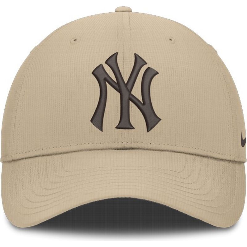 gorra-curva-beige-ajustable-con-logo-marron-club-structured-uv-poly-ripstop-de-new-york-yankees-mlb-de-nike gorra-curva-beige-ajustable-con-logo-marron-club-structured-uv-poly-ripstop-de-new-york-yankees-mlb-de-nike