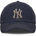 gorra-curva-azul-marino-ajustable-con-logo-beige-fathers-day-club-unstructured-organic-cotton-de-new-york-yankees-mlb-de-nike