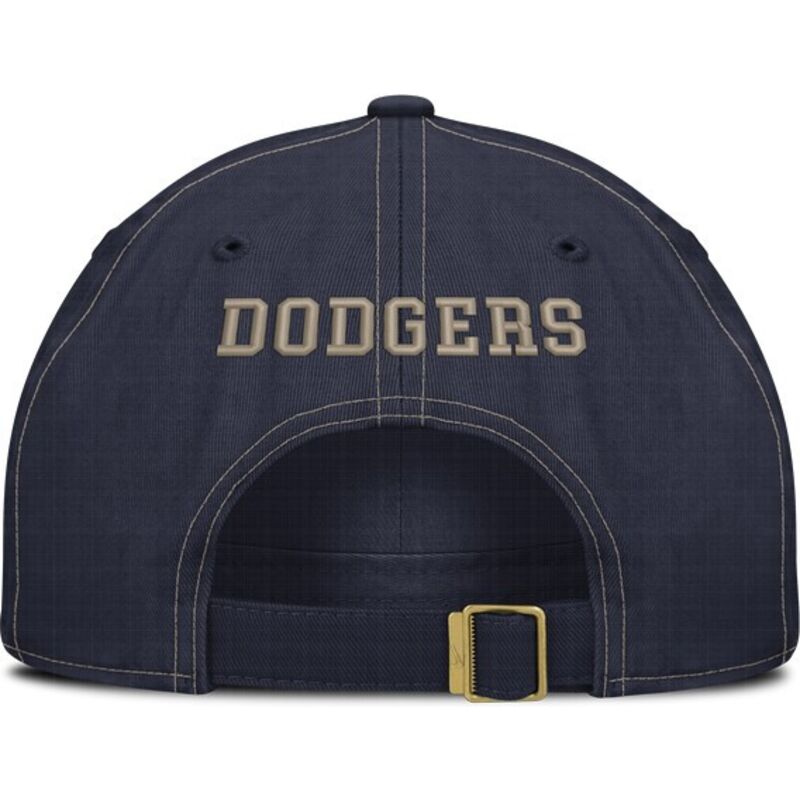 gorra-curva-azul-marino-ajustable-con-logo-beige-fathers-day-club-unstructured-organic-cotton-de-los-angeles-dodgers-mlb-de-nike gorra-curva-azul-marino-ajustable-con-logo-beige-fathers-day-club-unstructured-organic-cotton-de-los-angeles-dodgers-mlb-de-nike