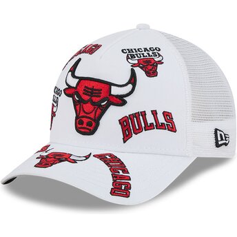 Gorra trucker blanca 9FORTY M-Crown A Frame All Over de Chicago Bulls NBA de New Era