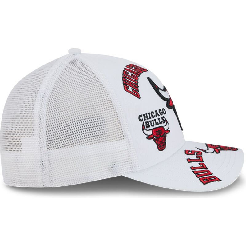 gorra-trucker-blanca-9forty-m-crown-a-frame-all-over-de-chicago-bulls-nba-de-new-era