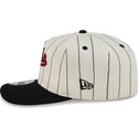 gorra-curva-beige-y-negra-snapback-19twenty-pinstripe-de-chicago-bulls-nba-de-new-era