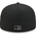 gorra-plana-negra-ajustada-con-logo-gris-59fifty-side-script-de-los-angeles-dodgers-mlb-de-new-era
