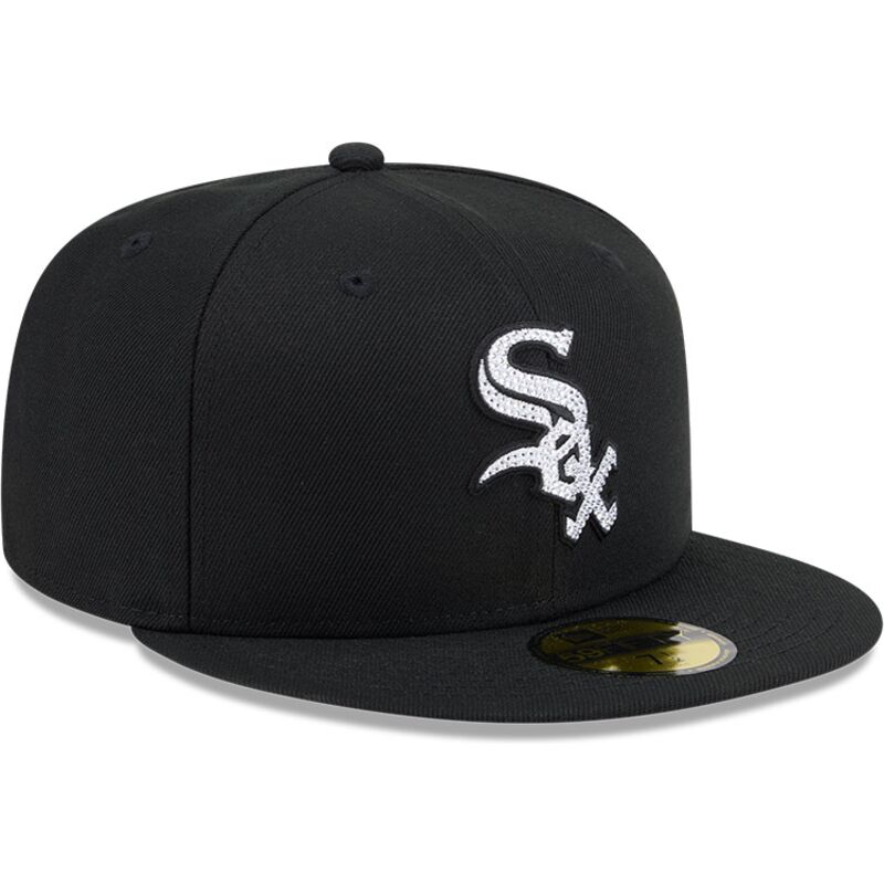 gorra-plana-negra-ajustada-59fifty-rhinestone-badge-de-chicago-white-sox-mlb-de-new-era