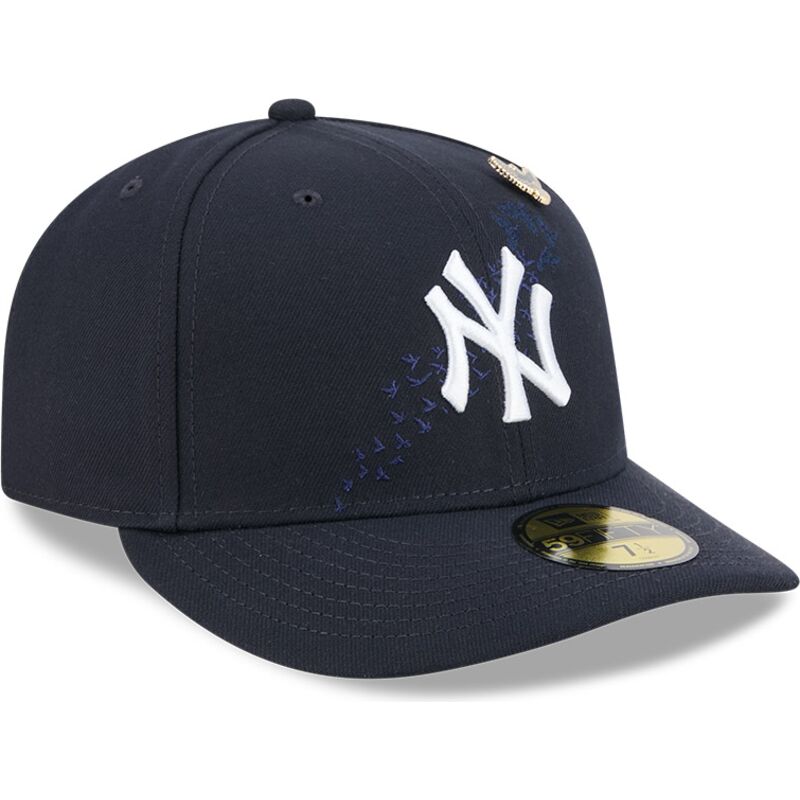 gorra-curva-azul-marino-ajustada-59fifty-pin-na-lifestyle-f1-de-new-york-yankees-mlb-de-new-era