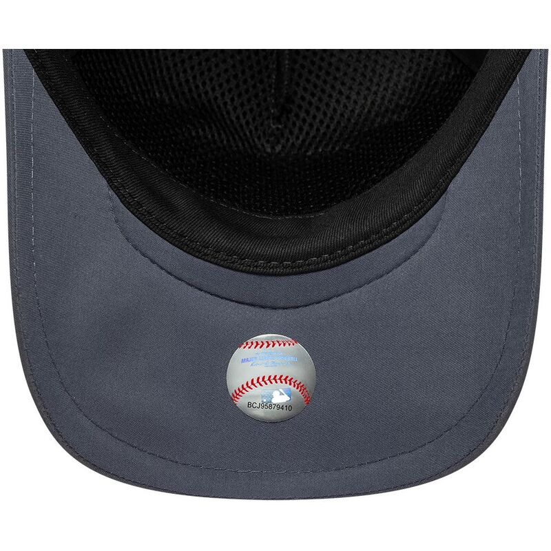 gorra-trucker-gris-y-negra-9forty-apex-graphic-de-los-angeles-dodgers-mlb-de-new-era