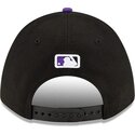 gorra-curva-negra-snapback-con-logo-violeta-9forty-m-crown-player-replica-de-colorado-rockies-mlb-de-new-era