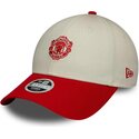 gorra-curva-beige-y-roja-ajustable-para-mujer-9forty-contrast-de-manchester-united-football-club-premier-league-de-new-era