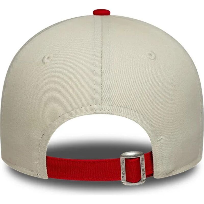 gorra-curva-beige-y-roja-ajustable-para-mujer-9forty-contrast-de-manchester-united-football-club-premier-league-de-new-era