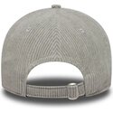 gorra-curva-gris-ajustable-con-logo-rojo-9twenty-fleck-cord-de-associazione-sportiva-roma-serie-a-de-new-era