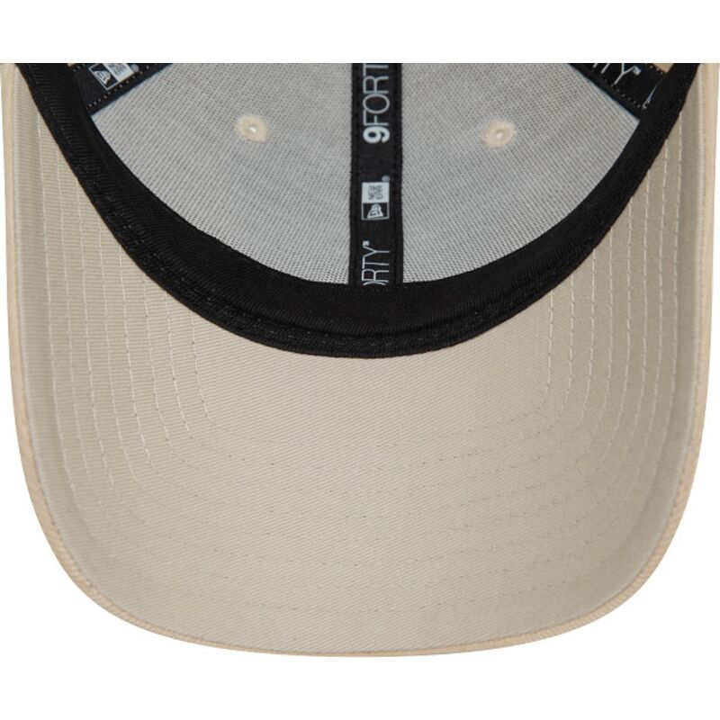 gorra-curva-beige-ajustable-con-logo-beige-9forty-baby-cord-de-stade-toulousain-top-14-de-new-era gorra-curva-beige-ajustable-con-logo-beige-9forty-baby-cord-de-stade-toulousain-top-14-de-new-era