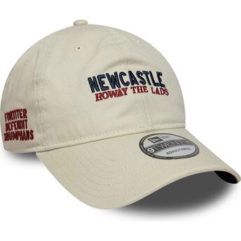 Gorra curva beige ajustable 9TWENTY Wordmark Howay The Lads de Newcastle United Football Club Premier League de New Era