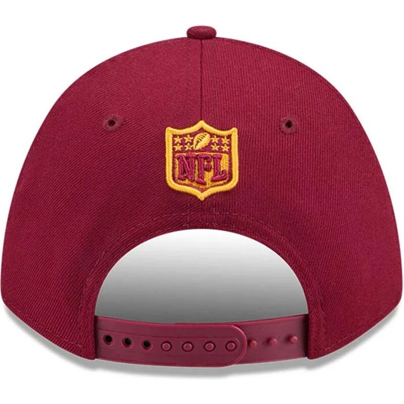 gorra-curva-roja-snapback-9forty-m-crown-team-de-washington-commanders-nfl-de-new-era