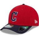 gorra-curva-roja-y-azul-marino-snapback-9forty-m-crown-player-replica-de-cleveland-guardians-mlb-de-new-era