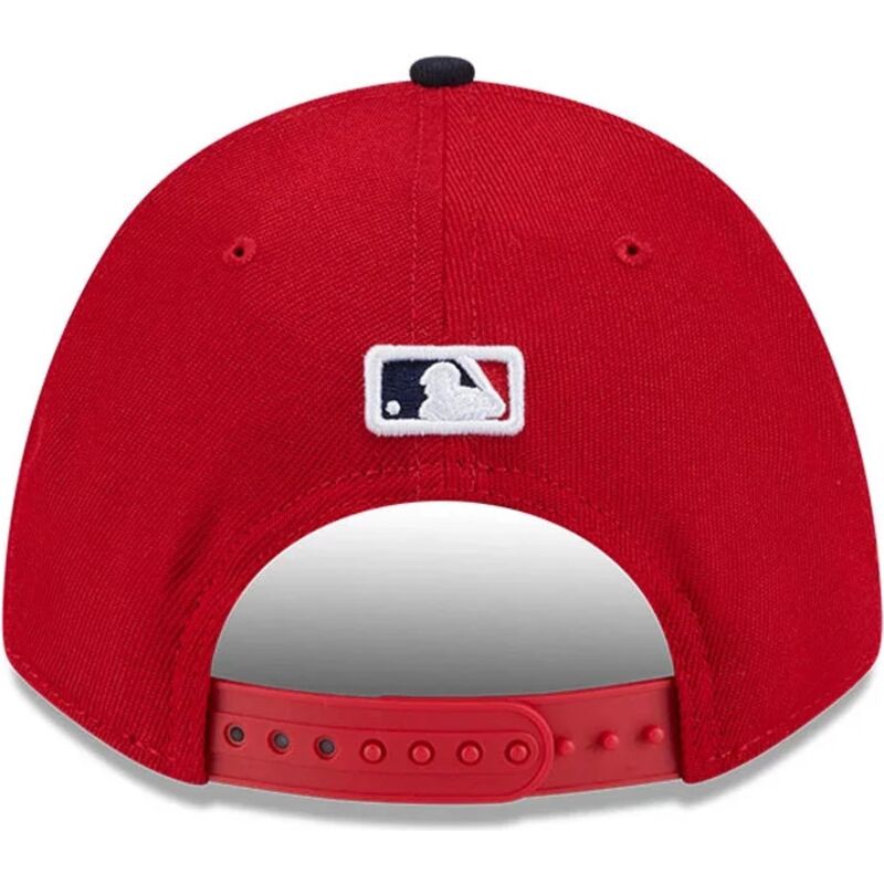 gorra-curva-roja-y-azul-marino-snapback-9forty-m-crown-player-replica-de-cleveland-guardians-mlb-de-new-era