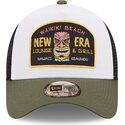gorra-trucker-verde-y-blanca-a-frame-location-icon-de-hawaii-de-new-era