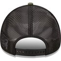 gorra-trucker-verde-y-blanca-a-frame-location-icon-de-hawaii-de-new-era