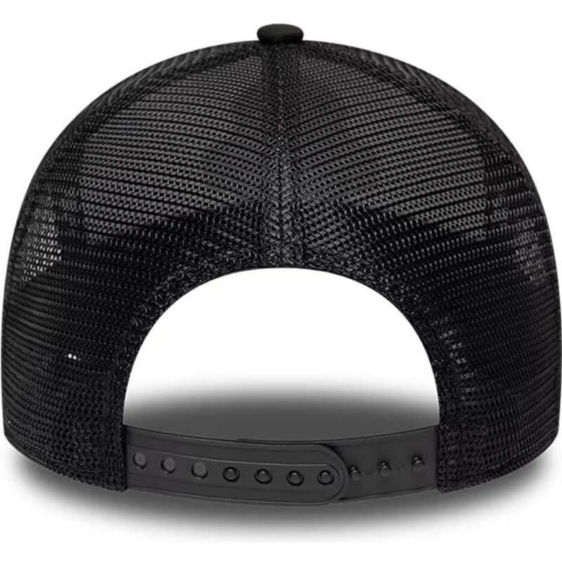 gorra-trucker-negra-y-blanca-a-frame-location-icon-de-pigs-eye-garage-de-new-era