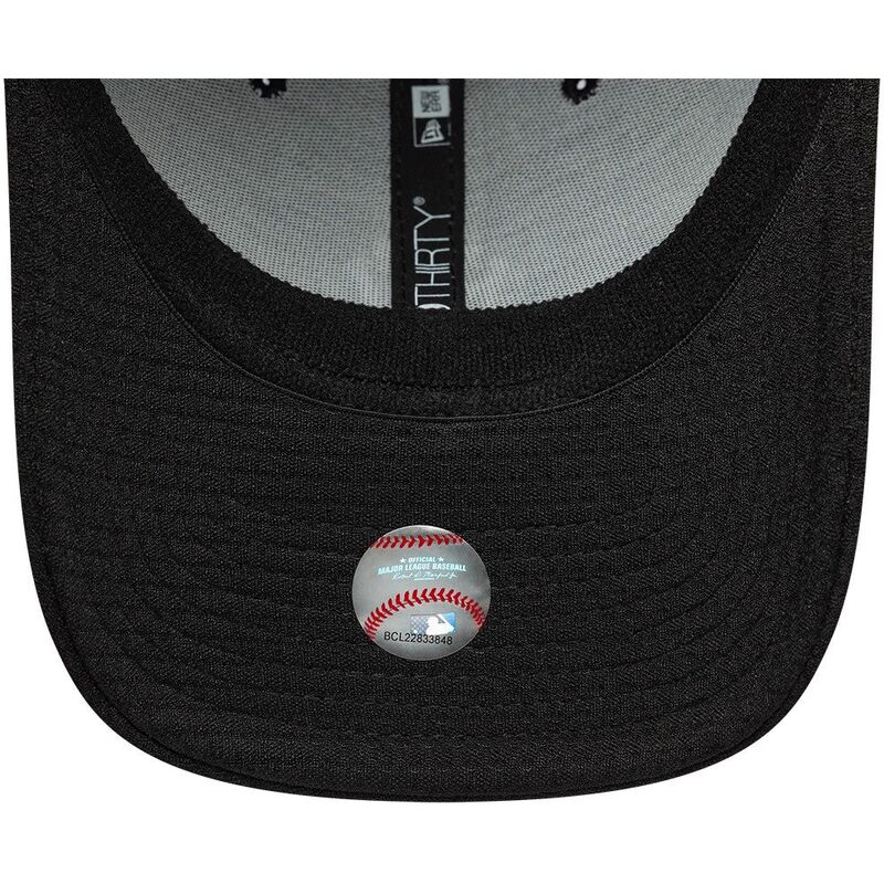 gorra-curva-negra-ajustada-39thirty-stretch-mesh-de-new-york-yankees-mlb-de-new-era