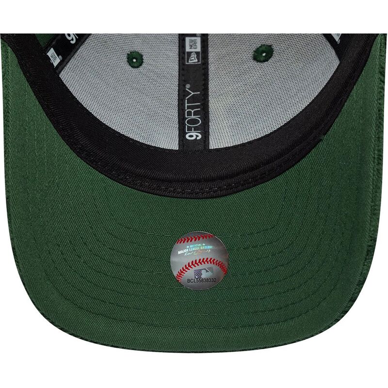 gorra-curva-verde-snapback-para-mujer-con-logo-verde-9forty-m-crown-chunky-cord-de-los-angeles-dodgers-mlb-de-new-era gorra-curva-verde-snapback-para-mujer-con-logo-verde-9forty-m-crown-chunky-cord-de-los-angeles-dodgers-mlb-de-new-era