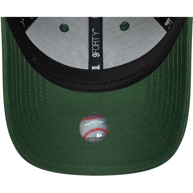 gorra-curva-verde-ajustable-para-mujer-9forty-metallic-de-new-york-yankees-mlb-de-new-era gorra-curva-verde-ajustable-para-mujer-9forty-metallic-de-new-york-yankees-mlb-de-new-era