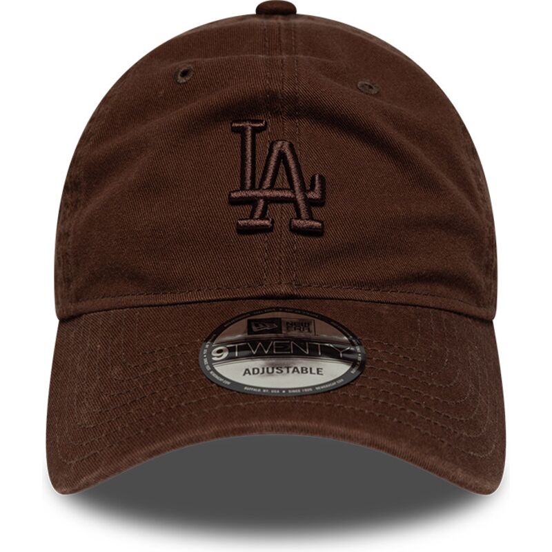 gorra-curva-marron-ajustable-con-logo-marron-9twenty-washed-midi-logo-de-los-angeles-dodgers-mlb-de-new-era gorra-curva-marron-ajustable-con-logo-marron-9twenty-washed-midi-logo-de-los-angeles-dodgers-mlb-de-new-era