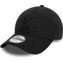 gorra-curva-negra-ajustable-con-logo-negro-9twenty-league-essential-de-new-york-yankees-mlb-de-new-era
