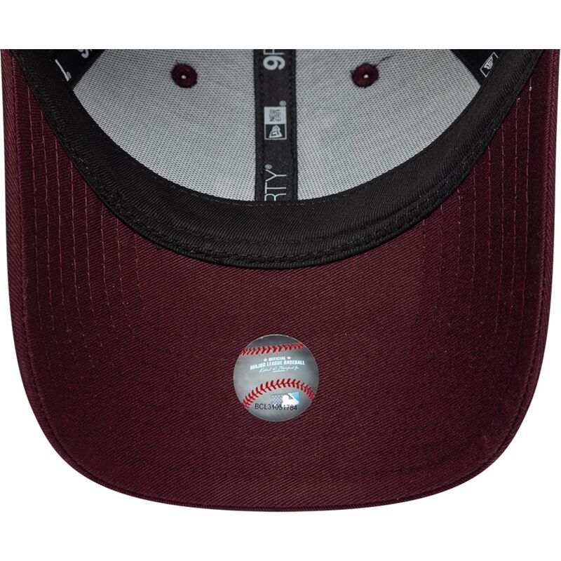 gorra-curva-granate-ajustable-para-mujer-con-logo-rosa-9forty-metallic-de-los-angeles-dodgers-mlb-de-new-era