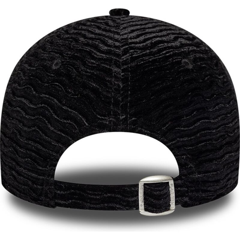 gorra-curva-negra-ajustable-para-mujer-con-logo-negro-9forty-velour-de-new-york-yankees-mlb-de-new-era
