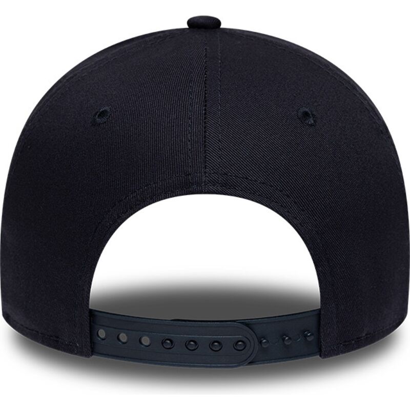 gorra-curva-azul-marino-snapback-con-logo-rojo-e-frame-team-outline-de-new-york-yankees-mlb-de-new-era