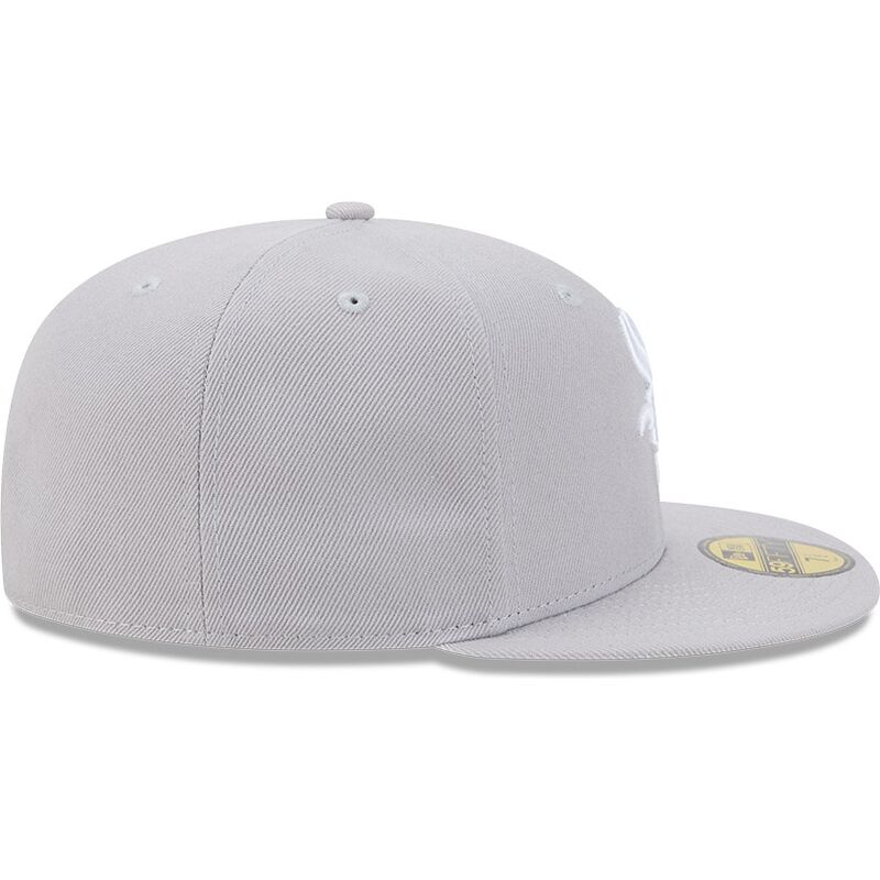 gorra-plana-gris-ajustada-59fifty-side-script-de-chicago-white-sox-mlb-de-new-era