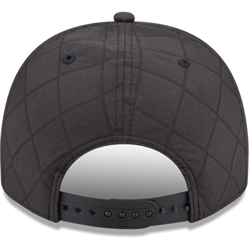 gorra-curva-negra-snapback-con-logo-negro-9fifty-a-frame-precurved-checkered-de-boston-red-sox-mlb-de-new-era gorra-curva-negra-snapback-con-logo-negro-9fifty-a-frame-precurved-checkered-de-boston-red-sox-mlb-de-new-era