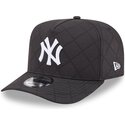 gorra-curva-negra-snapback-9fifty-a-frame-precurved-checkered-de-new-york-yankees-mlb-de-new-era