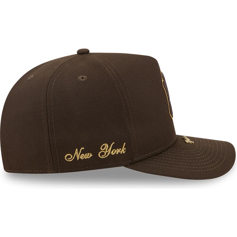 gorra-curva-marron-snapback-9fifty-a-frame-precurved-visor-pin-de-new-york-yankees-mlb-de-new-era