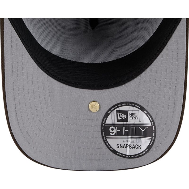 gorra-curva-marron-snapback-9fifty-a-frame-precurved-visor-pin-de-new-york-yankees-mlb-de-new-era