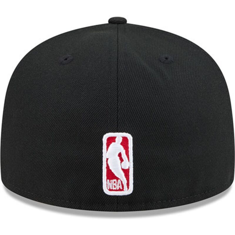 gorra-plana-negra-ajustada-59fifty-rhinestone-badge-de-chicago-bulls-nba-de-new-era