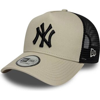 Gorra trucker beige y negra con logo negro A Frame League Essential de New York Yankees MLB de New Era